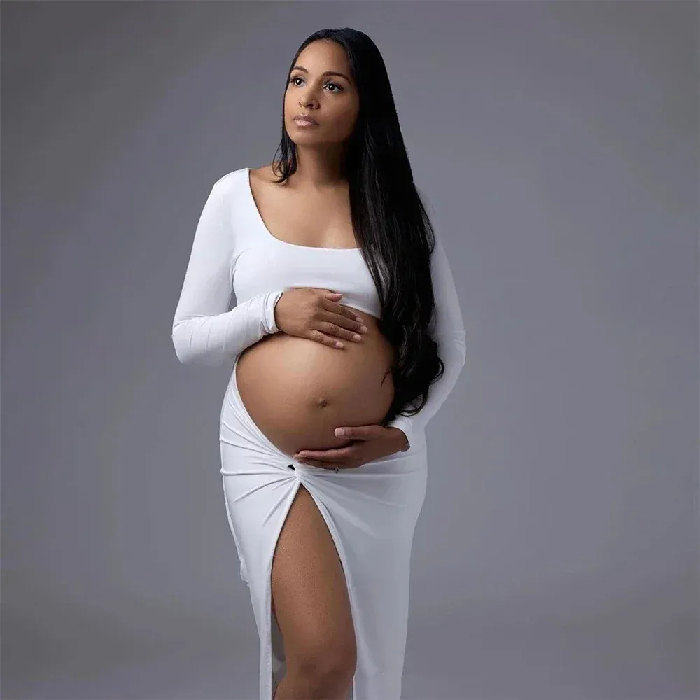 pregnant woman bare belly sexy